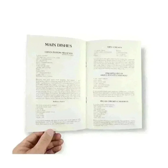 Get Cracking With Texas Pecans Cookbook (Vintage Booklet) Main Dishes, Desserts - Picture 3 of 9